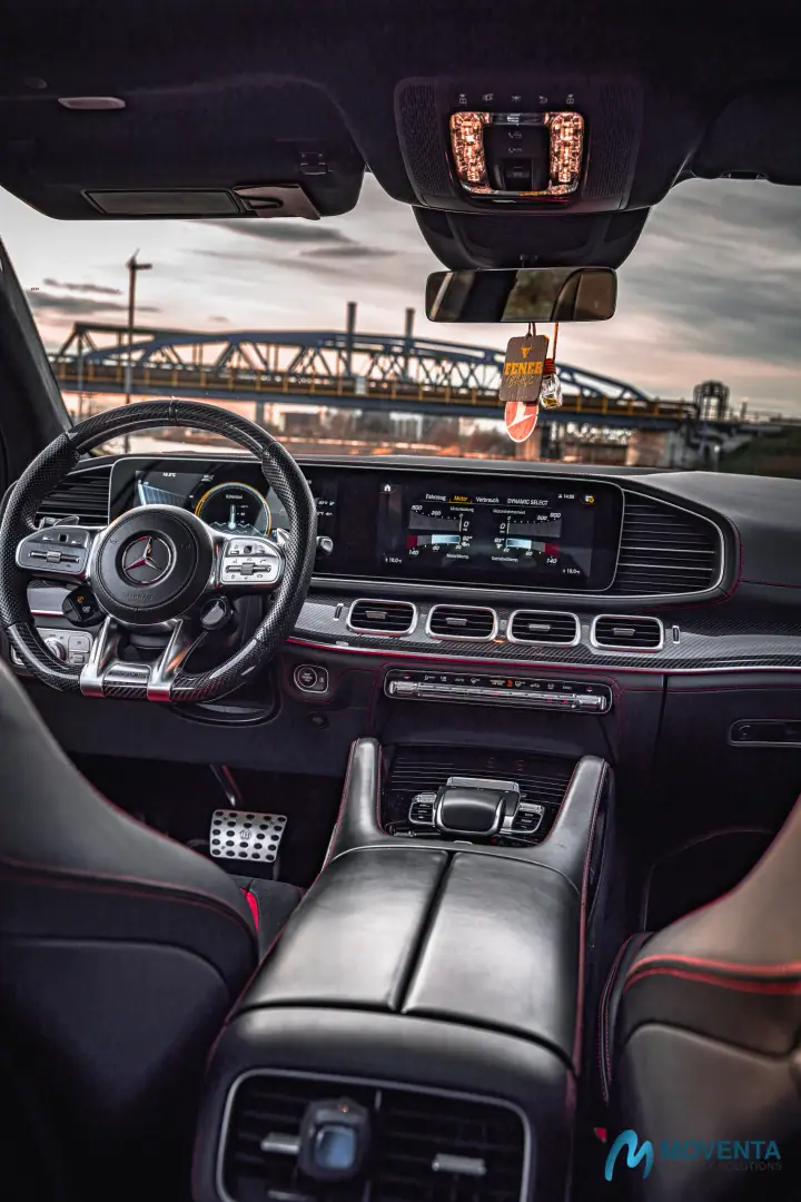 Oldtimer Innenraum und Cockpit